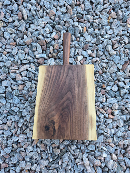 Walnut charcuterie short