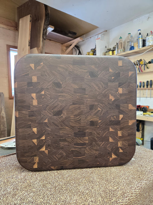 Walnut end grain chopping block