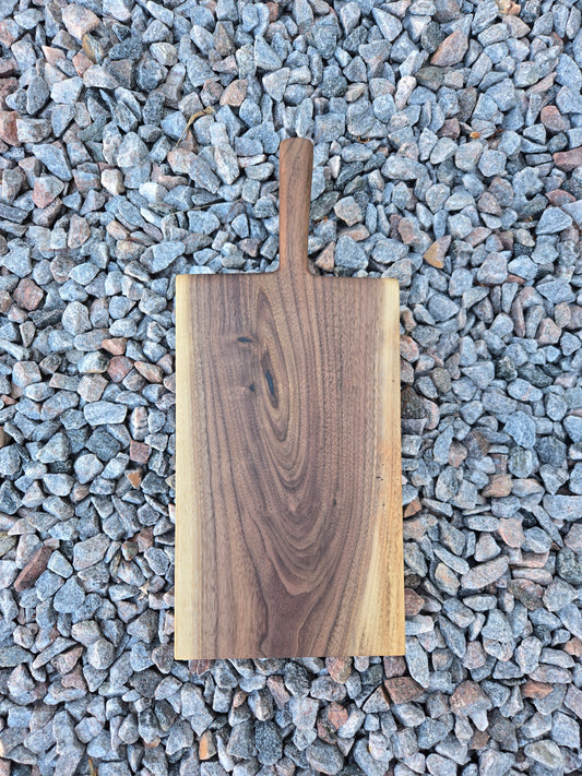 Walnut charcuterie short