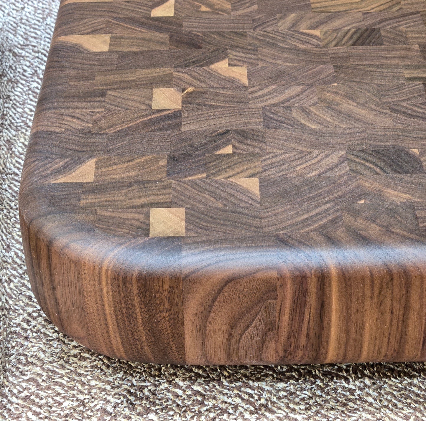 Walnut end grain chopping block