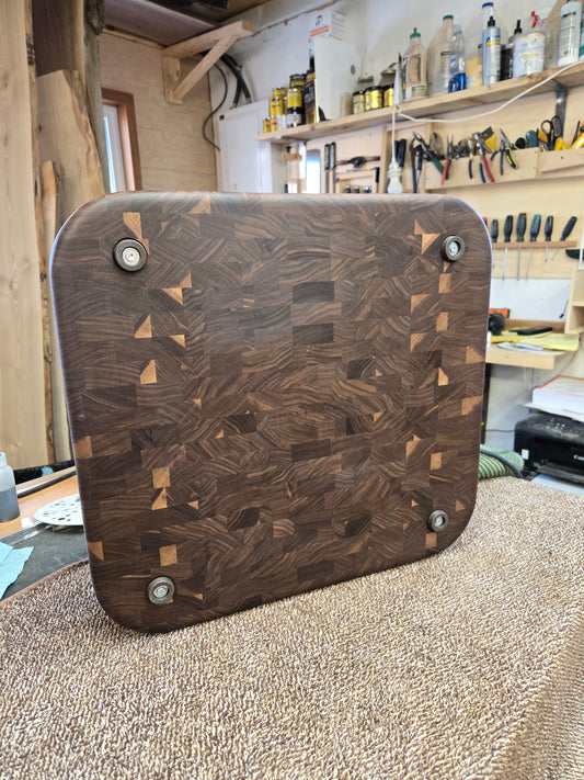 Walnut end grain chopping block