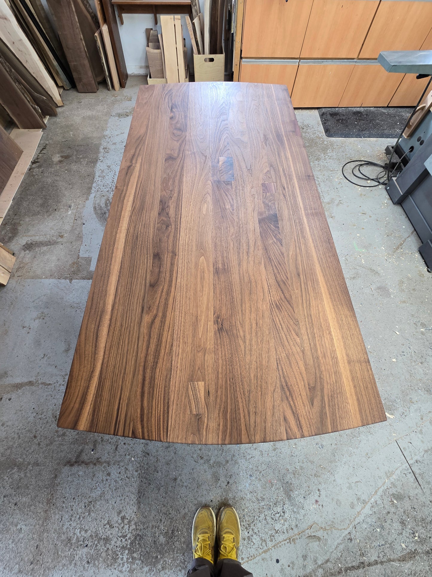 Pillars walnut dining table