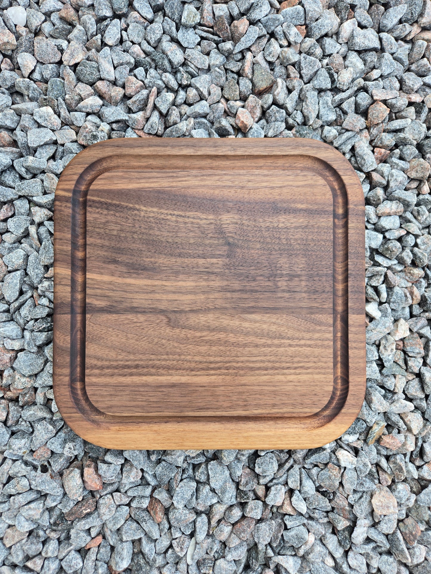 Walnut square chopping board